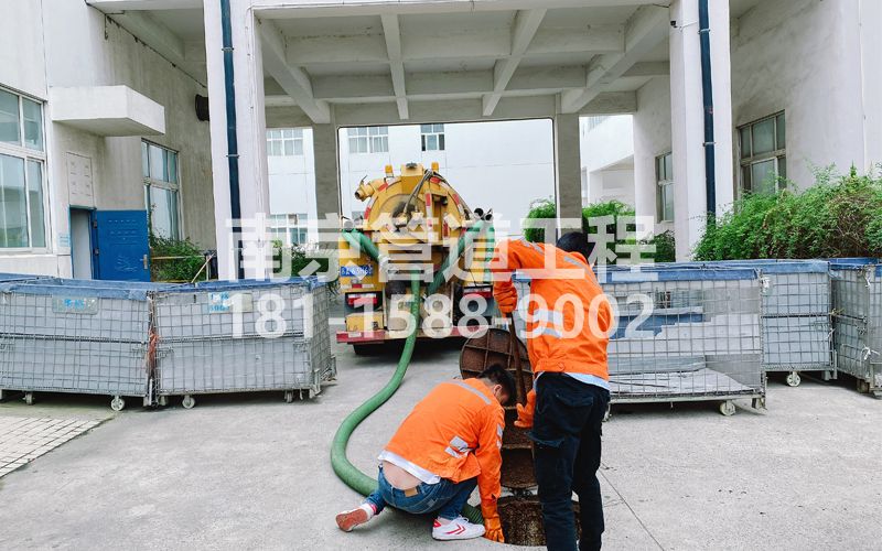 254龙潭街工厂化粪池
