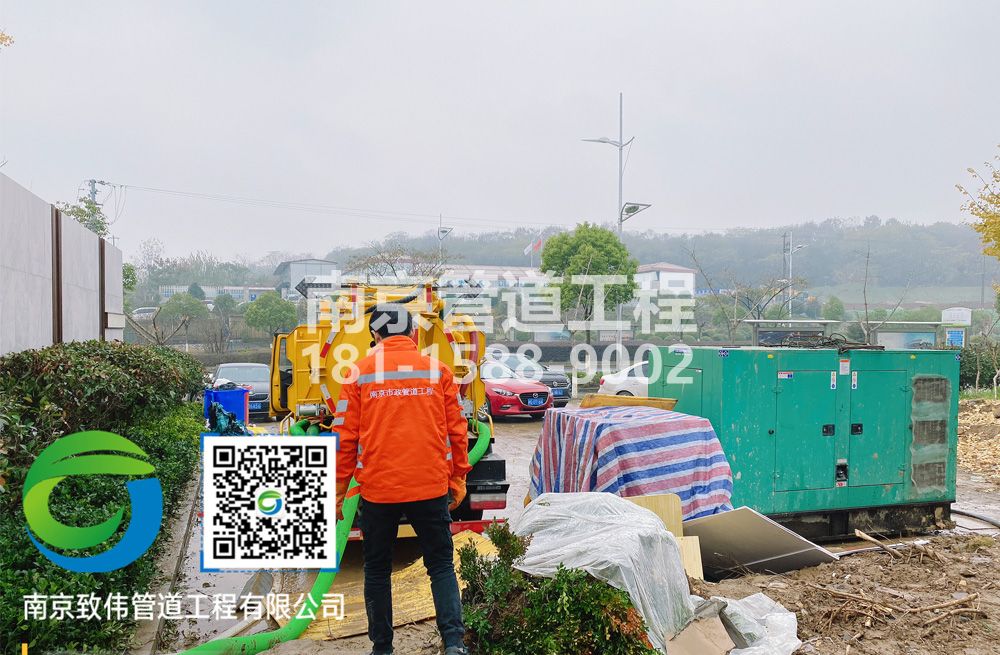 303龙潭街售楼部抽粪