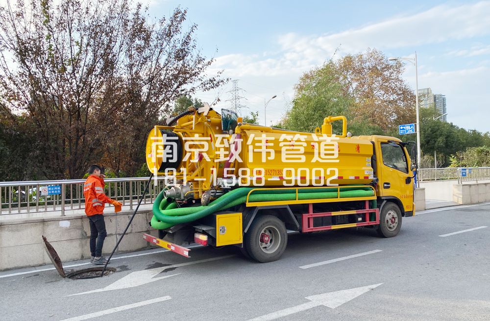 358龙潭街园区管道疏通