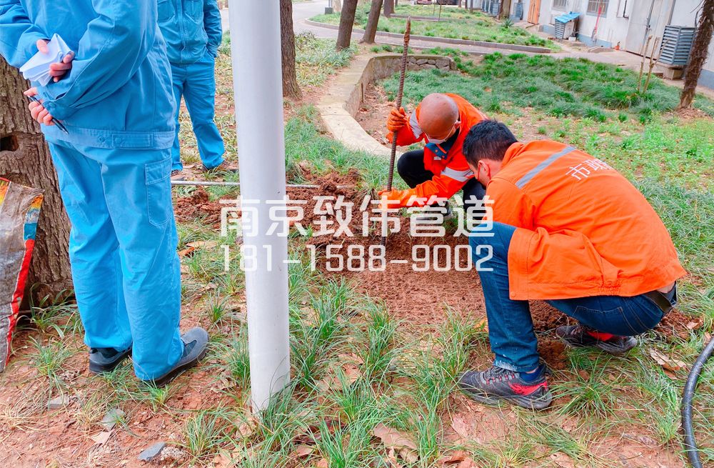 359龙潭街管道井盖定点